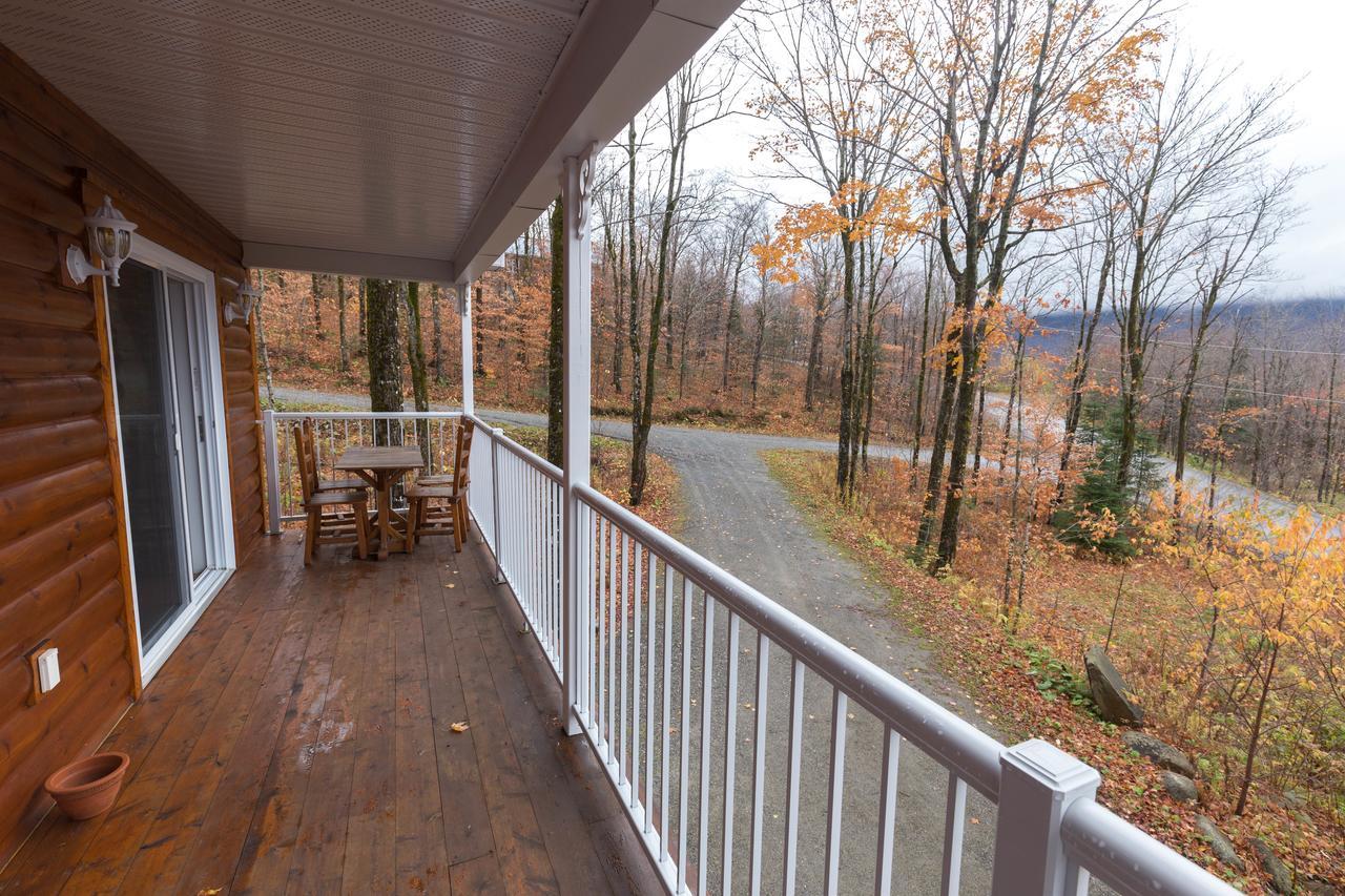 Domaine Des Montagnais Villa Notre-Dame-Des-Bois Exterior foto